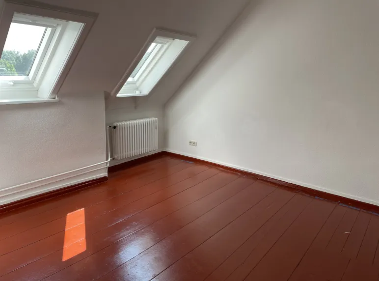 Helle DG Wohnung nähe Neuköllner Caree — photo 1